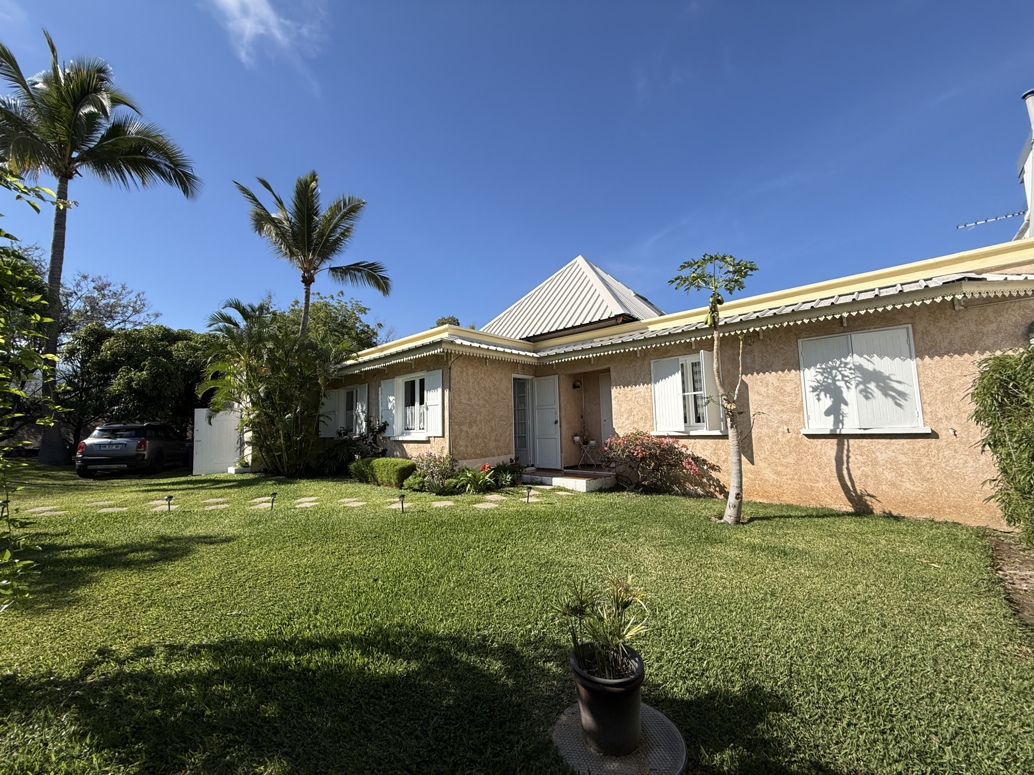 Agence immobilière de NATO IMMOBILIER 974